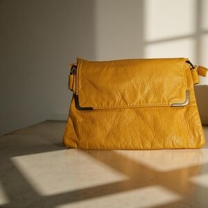 Ampere Creations honey mustard Women's Crossbody Bag